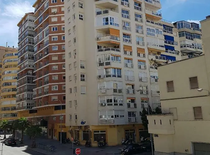 شقة Apartamento Malaga Beach